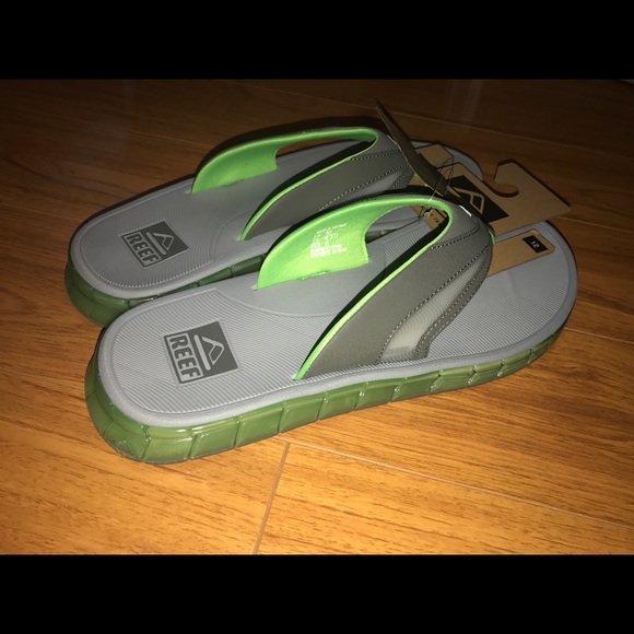 reef boster sandals